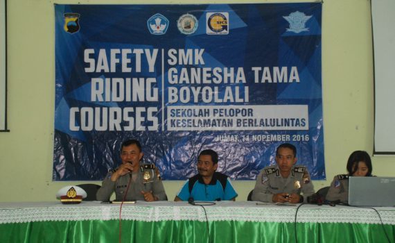 Safety Riding Courses SMK Ganesha Tama Boyolali