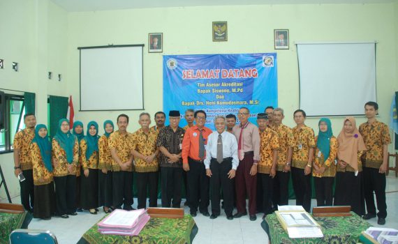 Pelaksanaan Akreditasi Kompetensi Keahlian Teknik Kendaraan Ringan dan Teknik Gambar Bangunan (Arsitek). Tanggal 24-27 Juli 2017