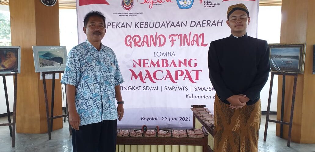 Juara 2 Nembang Mocopat Tahun 2021
