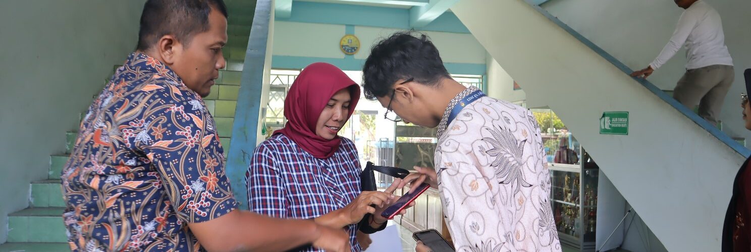 Penerimaan Rapor ATS (Assesmen Tengah Semester)