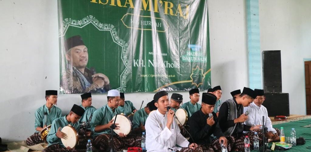 Memperingati Hari Isra Mi’raj 1445 Hijriah bersama KH. Nur Kholis