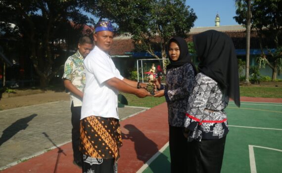 Juara Lomba Parade Band Pelajar Boyolali City Light SMP/SMA/SMK Se-Kabupaten Boyolali Juara Lomba Parade Band Pelajar Boyolali City Light SMP/SMA/SMK Se-Kabupaten Boyolali