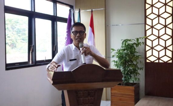 Sosialisasi & Desk laporan Keuangan APBD Provinsi Jawa Tengah (BOSDA) SMK Swasta Se Cabang Dinas Pendidikan Wilayah V Sosialisasi & Desk laporan Keuangan APBD Provinsi Jawa Tengah (BOSDA) SMK Swasta Se Cabang Dinas Pendidikan Wilayah V